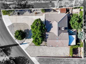 Aerial view of property and surrounding area