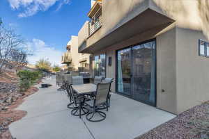 View of patio / terrace with an outdoor kitchen / dining area