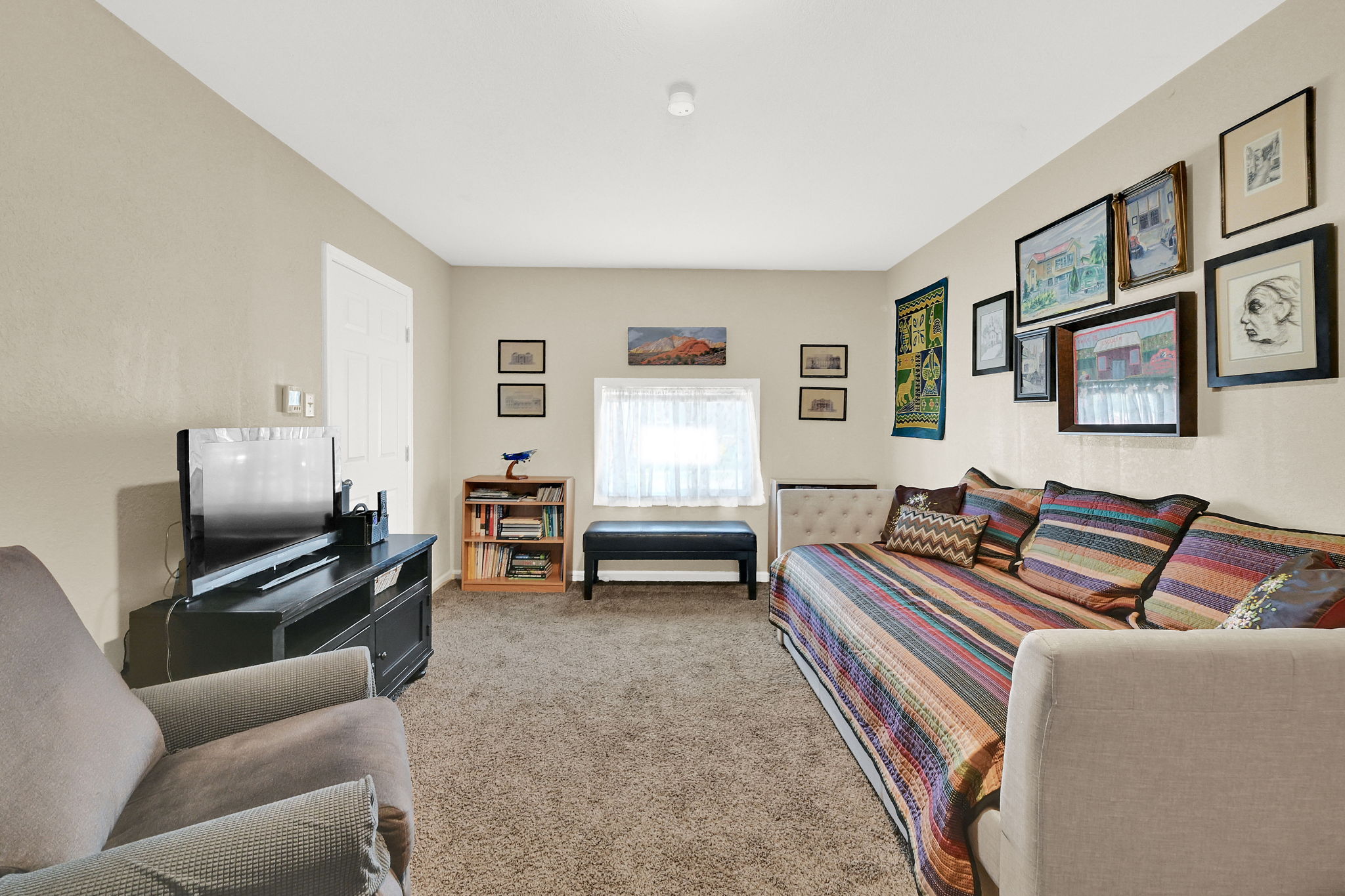 Third bedroom or office with main-floor laundry