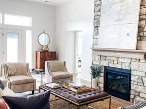 MODEL EXAMPLE - Great Room Model