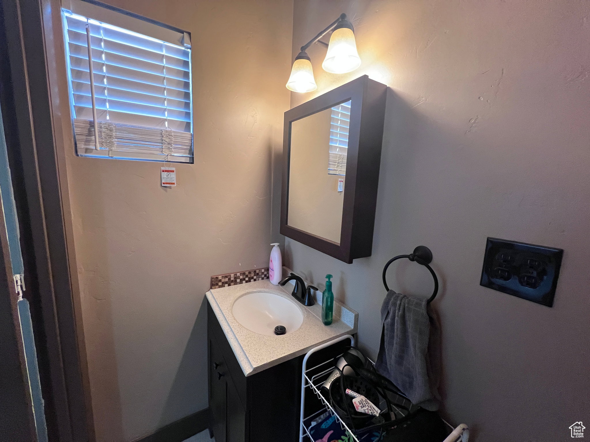 Main Level 1/2 Bath