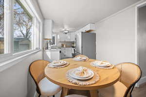 Dining space with a textured wall