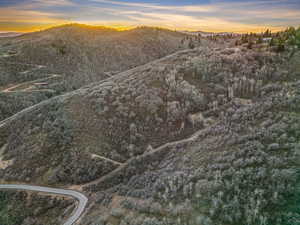 Bird's eye view of a mountainous background