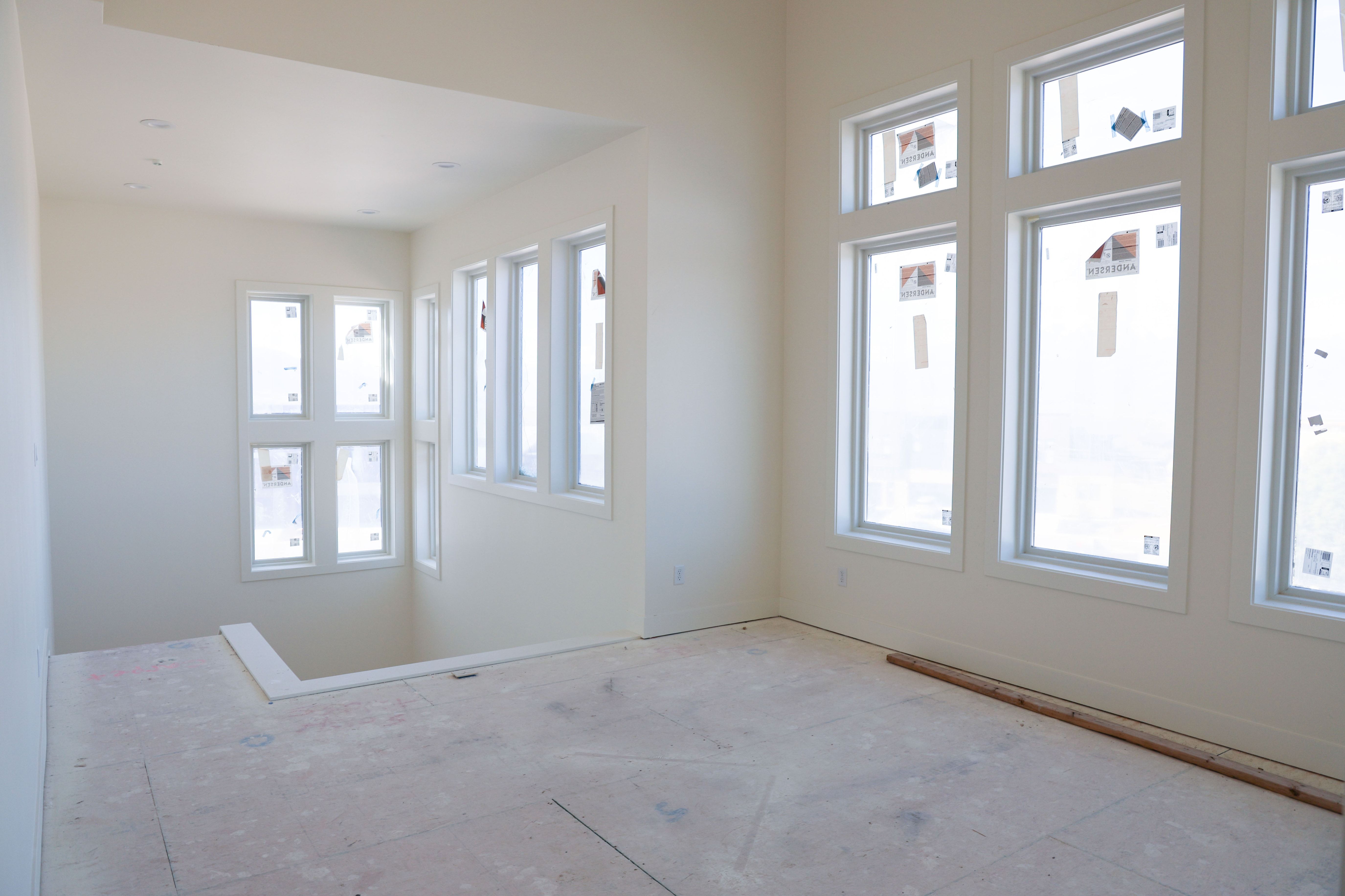 View of foyer entrance
