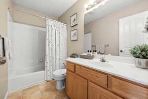 Spacious Main Hall Bathroom