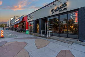 Community restaurants