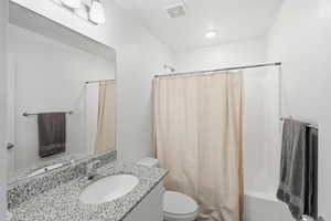 Full bathroom; 2 floor.