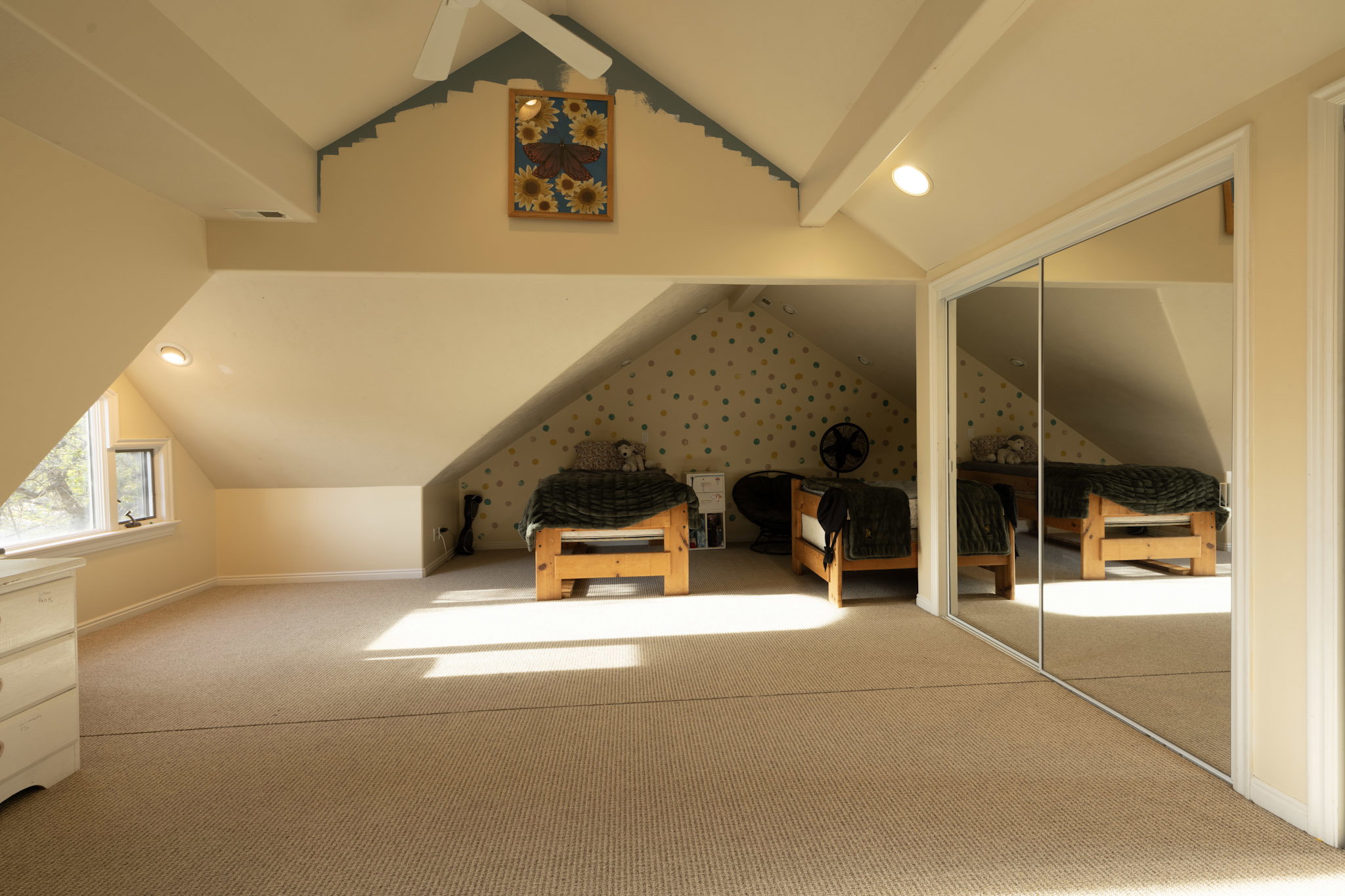 Spacious bedroom