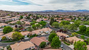 Bird’s-eye view of the neighborhood and surrounding area