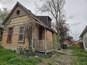 View of side of home