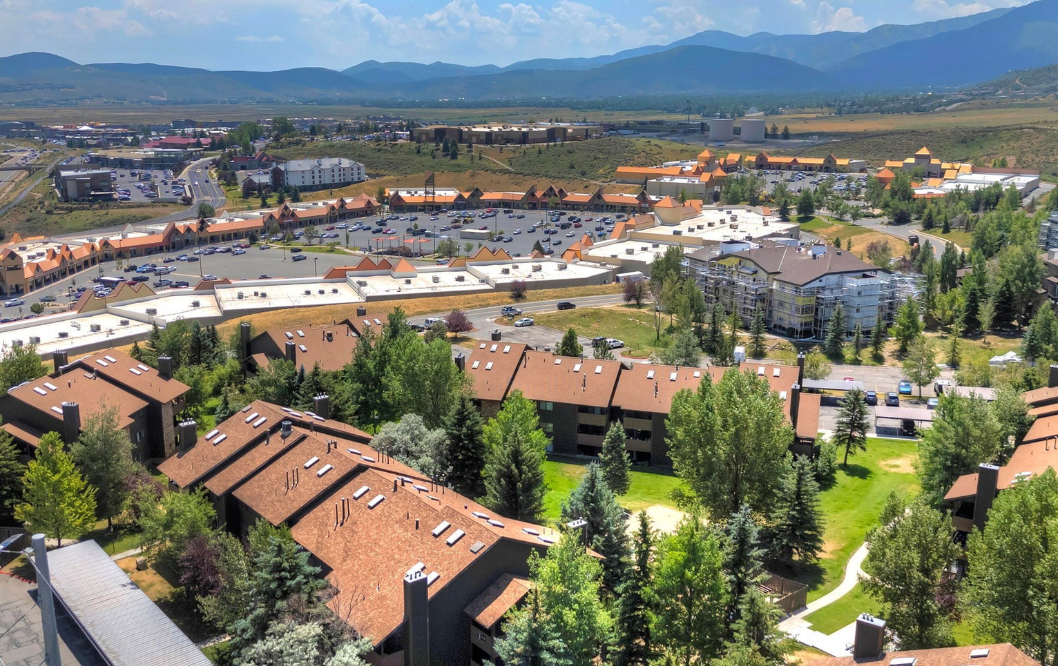 Aerial overview of property's location featuring mountains