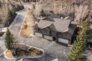 Aerial view of property and surrounding area