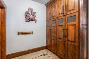 Hallway with baseboards