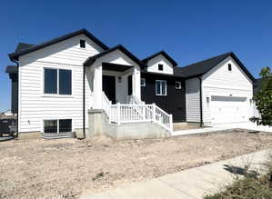 Previously built home with same floorplan