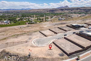 Aerial view of property's location with mountains