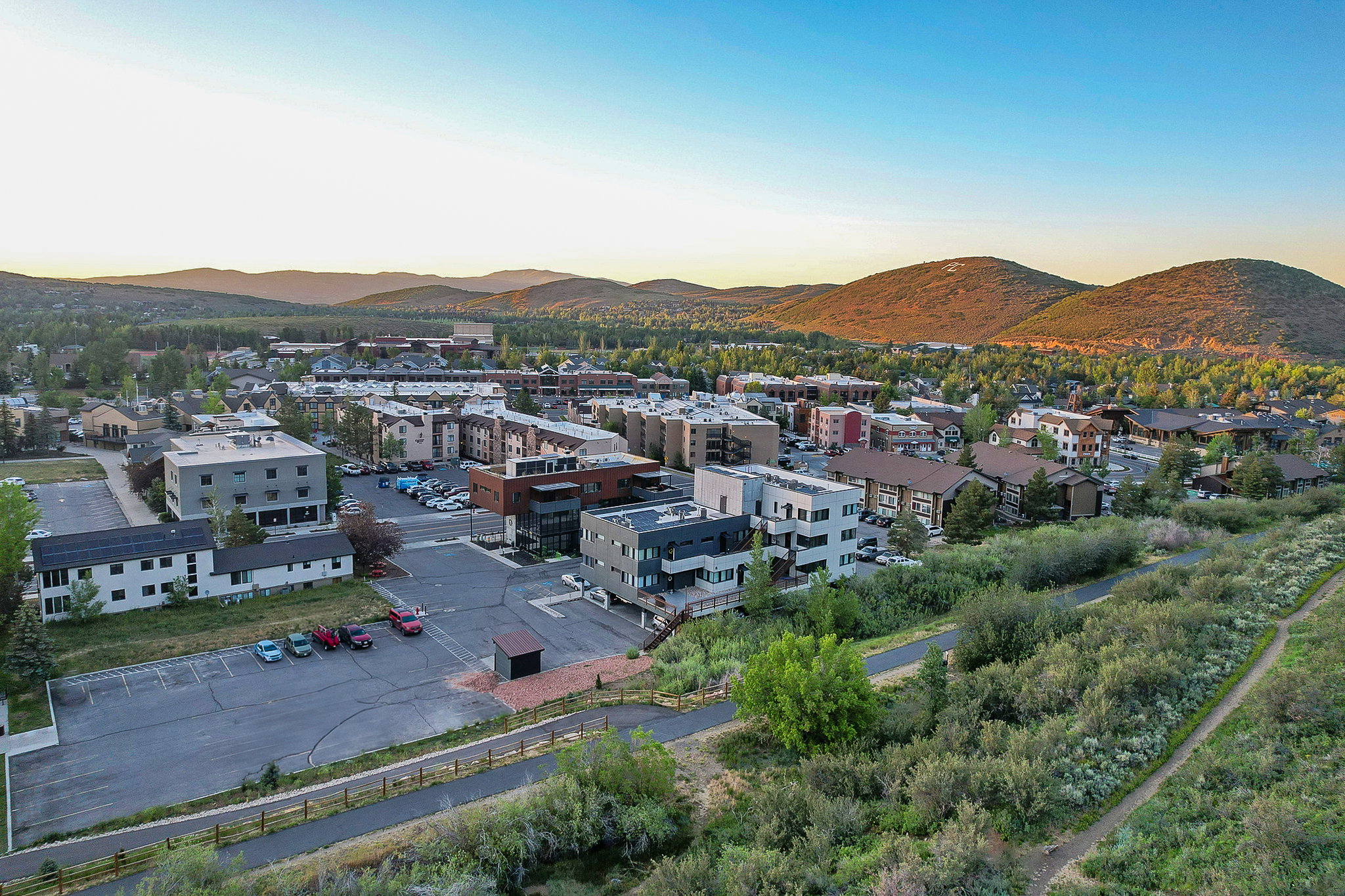 Aerial view at dusk of a mountain view