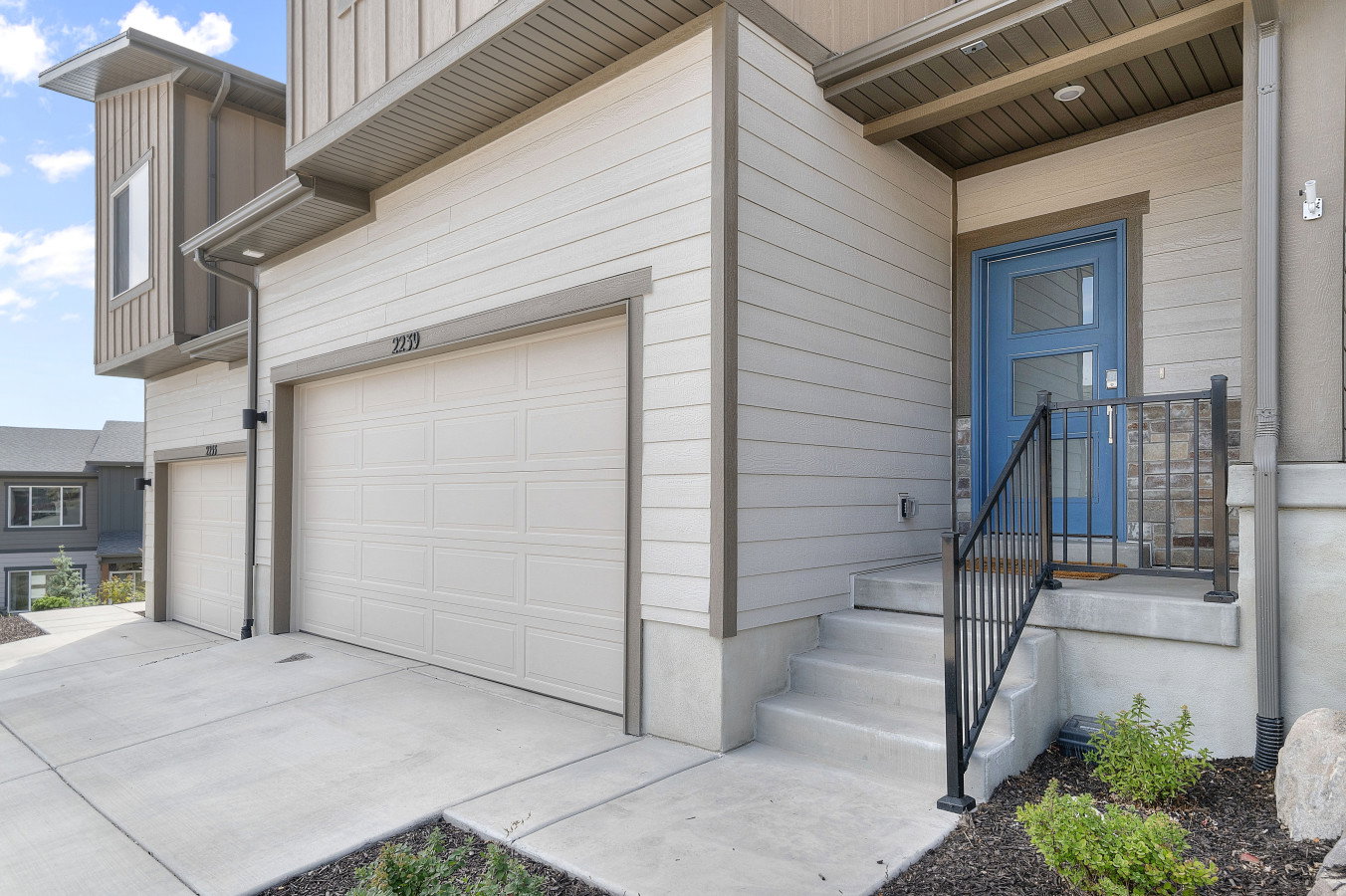 East facing entry across from park/open space!