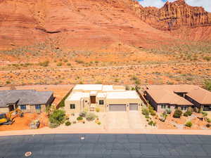 View of mountain background with a desert landscape