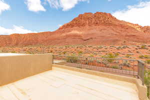 Mountain view with a desert landscape