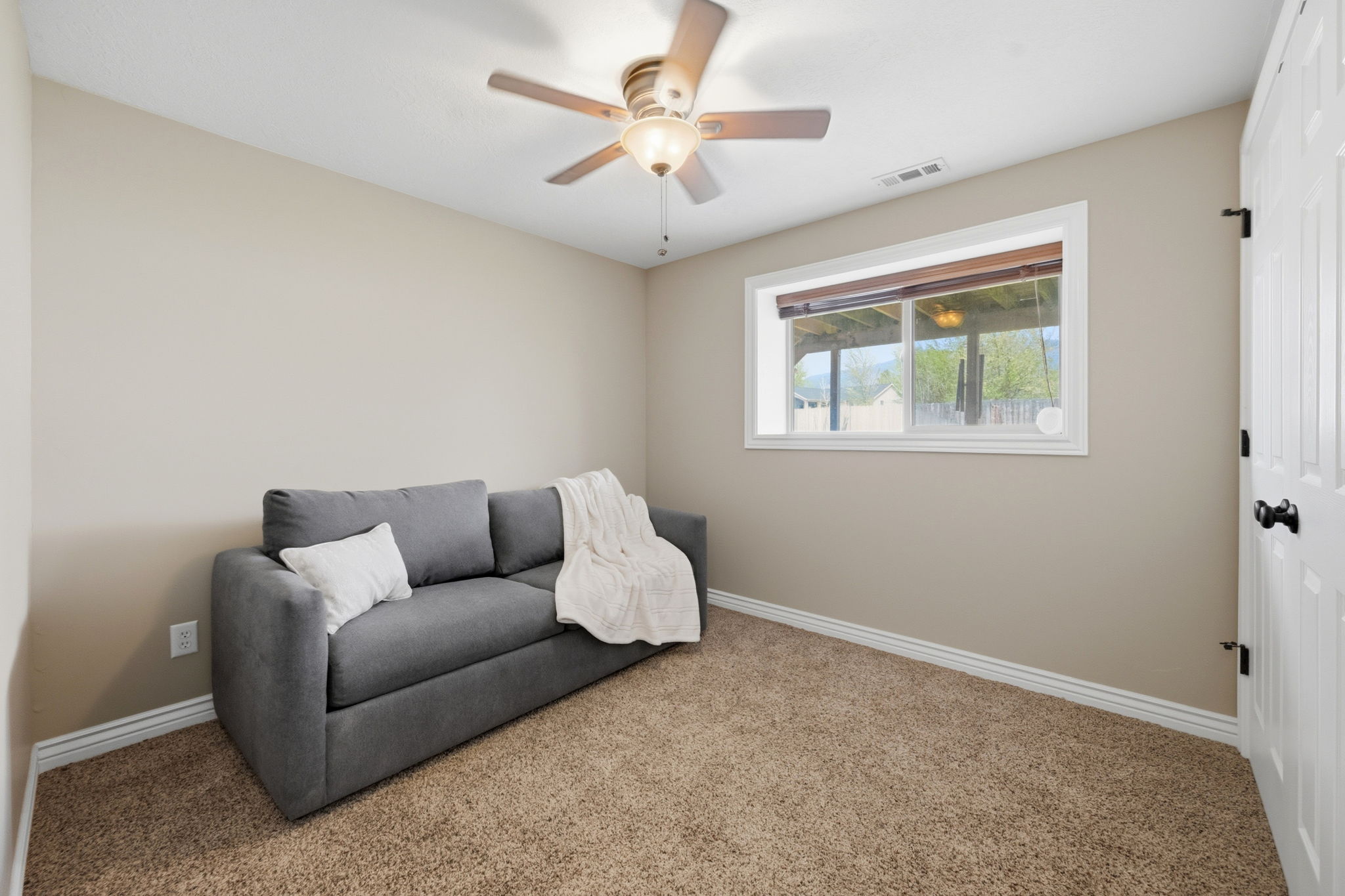 Second bedroom in the basement