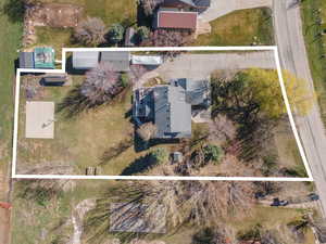 Aerial view of property's location with property boundaries highlighted