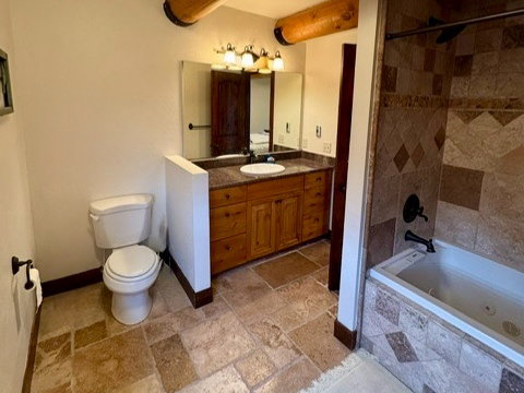 Master bedroom bathroom