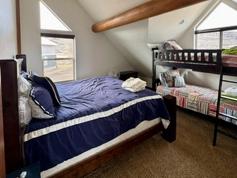 2nd bedroom sleeps 4