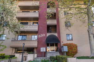 View of apartment building / complex