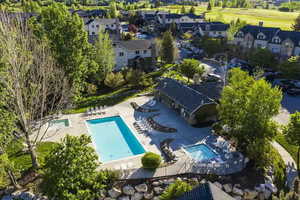 Bird's eye view of a pool area