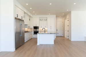 *Photo of a similar unit