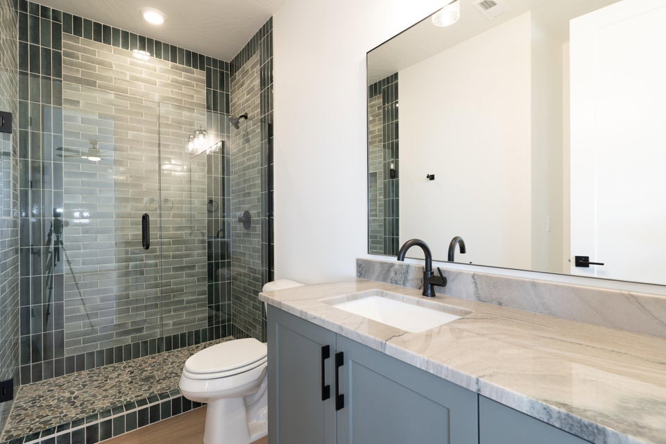 *Photo of a similar unit