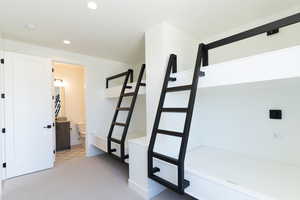 *Photo of a similar unit