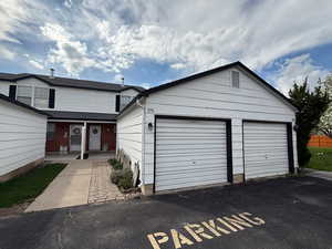 View of front facade with a porch