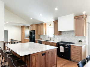 Kitchen with plenty of storage