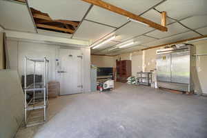 Miscellaneous room with concrete flooring