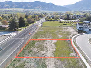 View of property location featuring a mountain backdrop and property boundaries highlighted