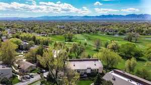 Aerial view of Forest Glen community and golf course