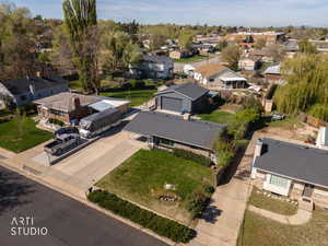Aerial view ofthe home and elementary in backlground