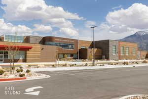 New Roosevelt elementary school