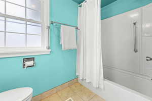 Full Bathroom upstairs