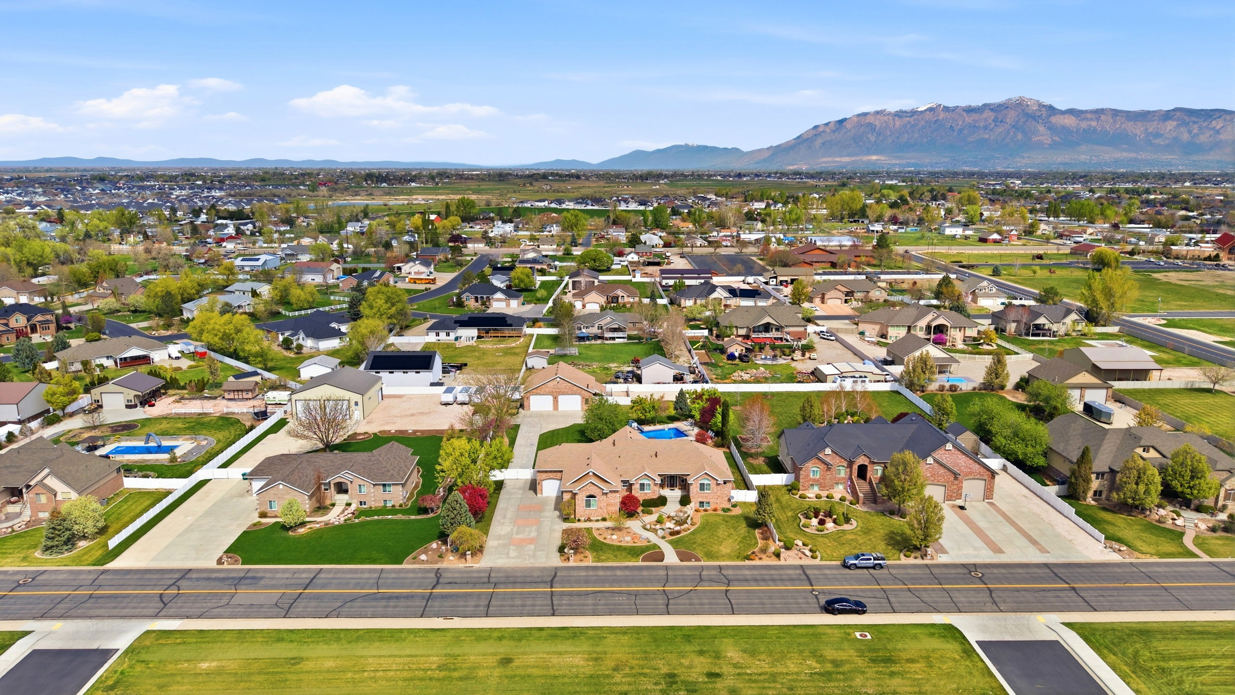 Aerial perspective of suburban area with mountains