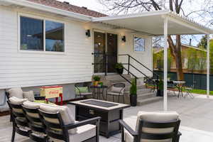 View of patio / terrace with outdoor dining area