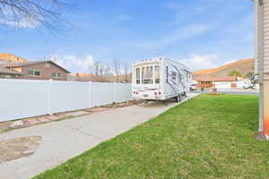 View of yard with a mountain view