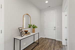 Foyer entrance with 9' ceilings and office off the entry