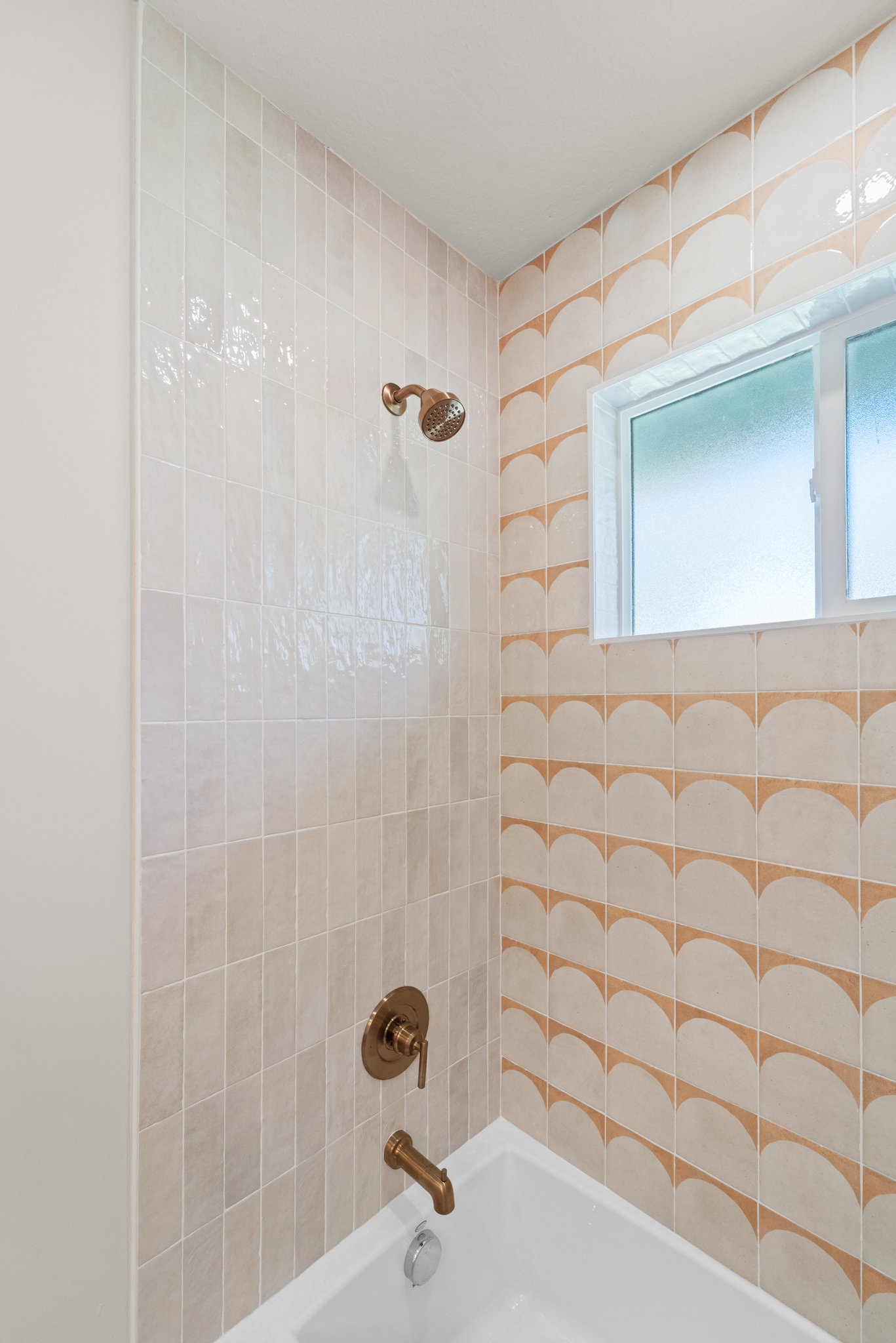 Bathroom with shower / bath combination