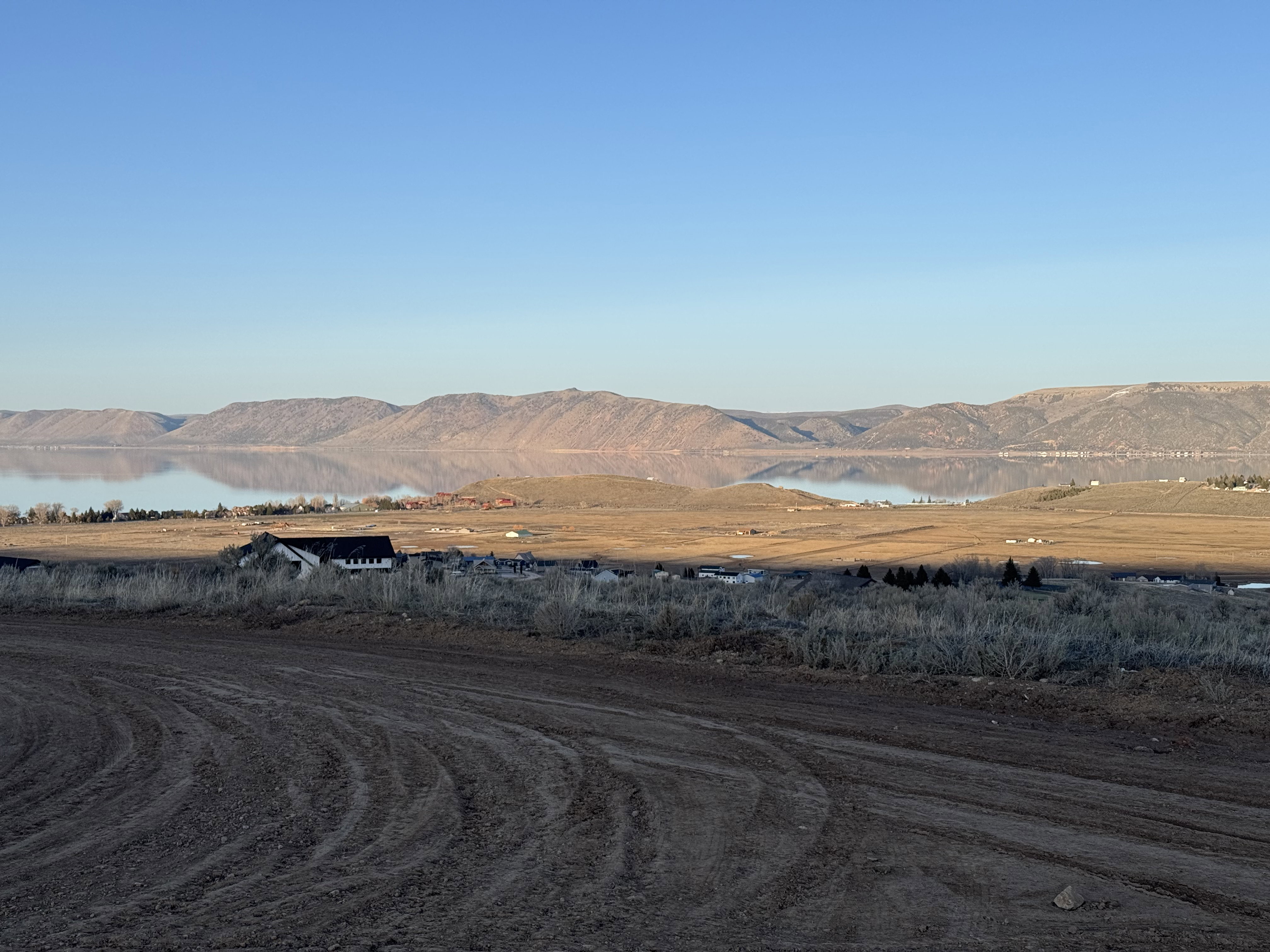 View of mountain background with a large body of water