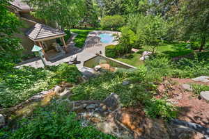 Upper view to lower yard.