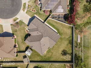 Bird's eye view of property