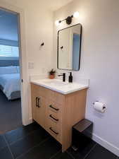 Ensuite vanity