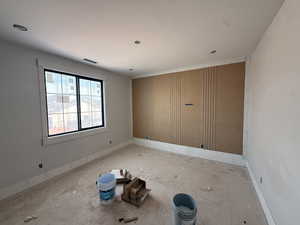 Spare room with baseboards
